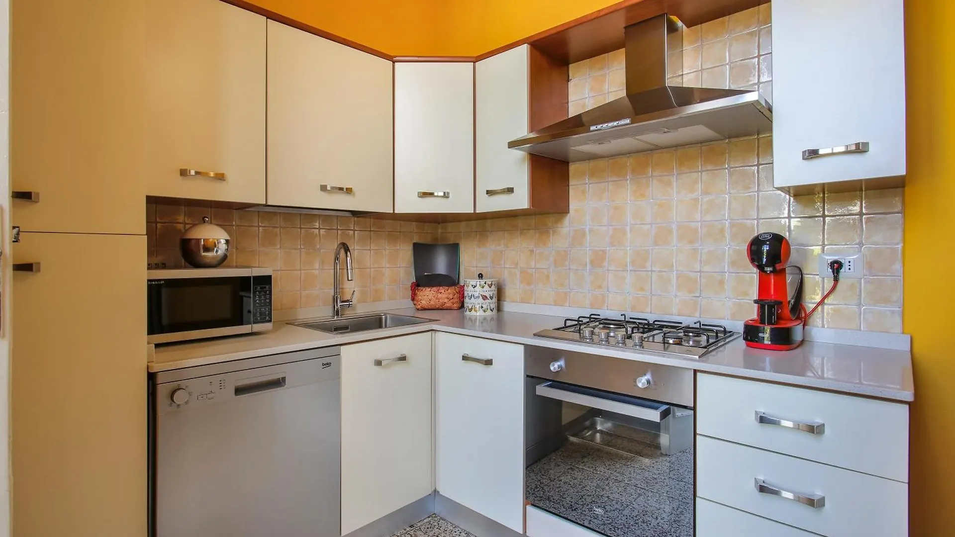 Residenza Augusta Apartment Lucca 0*,  Italy